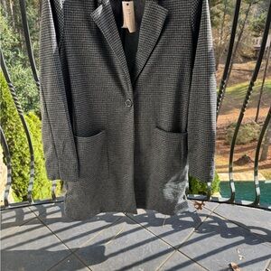 NWT Women’s Medium Philosophy Black and Gray Houndstooth Blazer